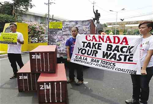 加拿大“洋垃圾”赖6年 菲律宾怒了 采取强硬立场召回驻加大使 舆论呼吁学习中国榜样